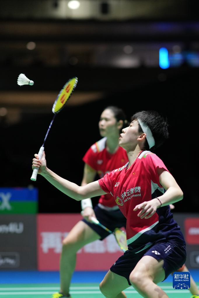 坚持与突破 坚持与突破