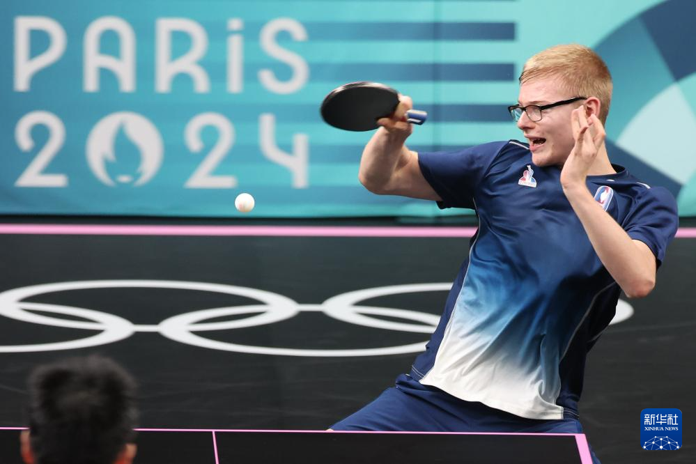 入舆论的漩 入舆论的漩