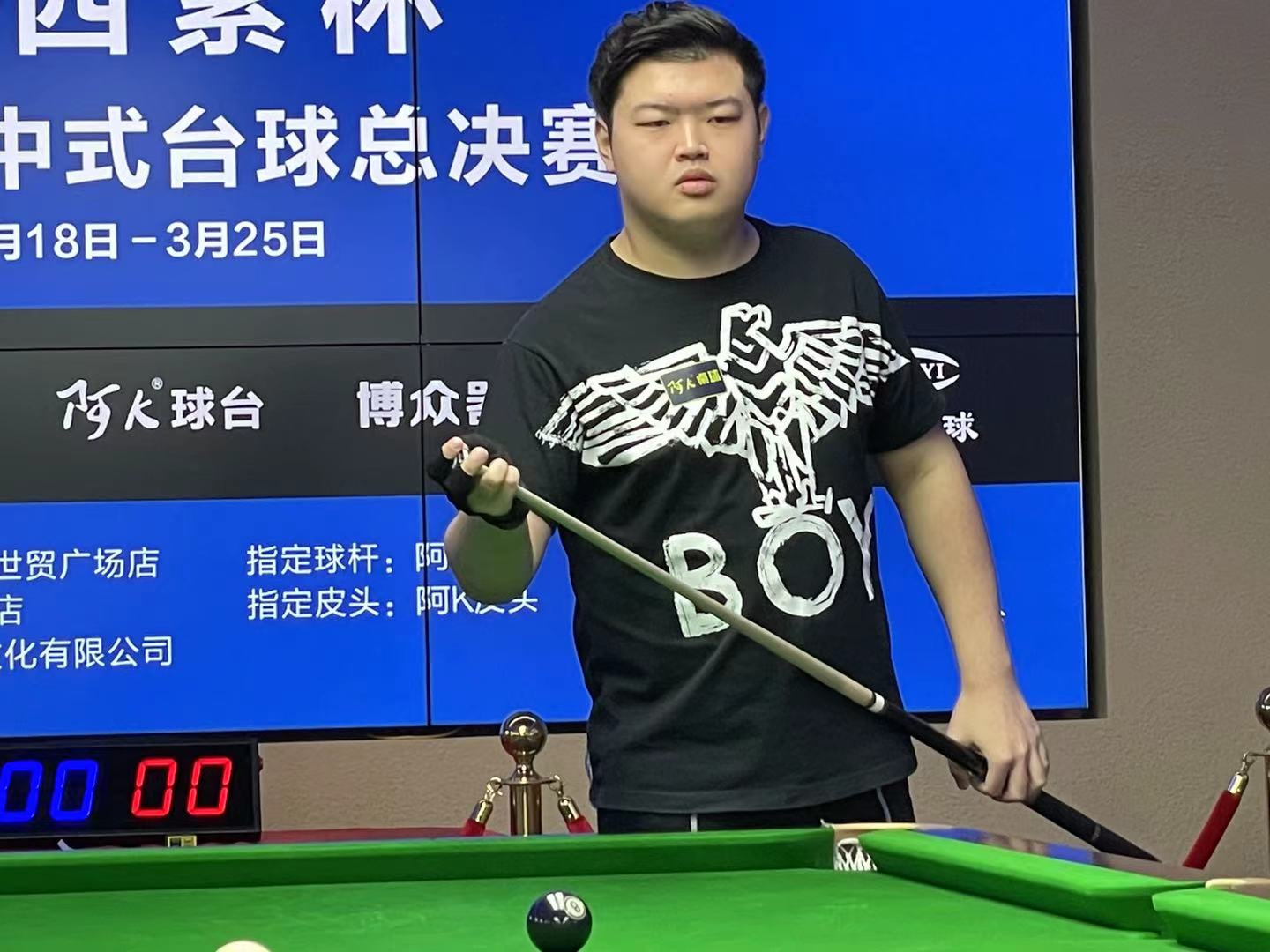 的左脚出球 的左脚出球